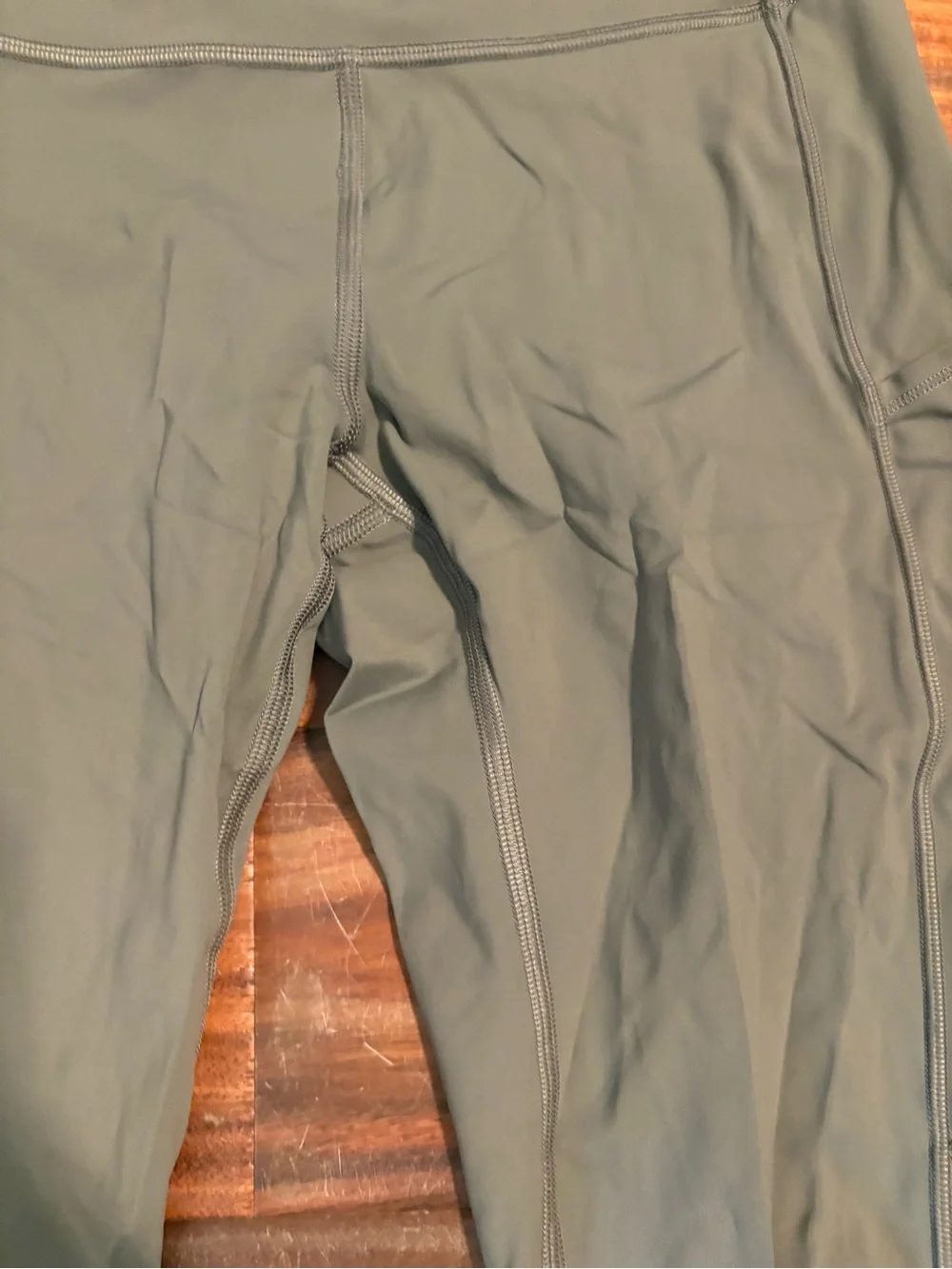 Lululemon Green High Rise Running Leggings Side Pockets Size 8 (801)